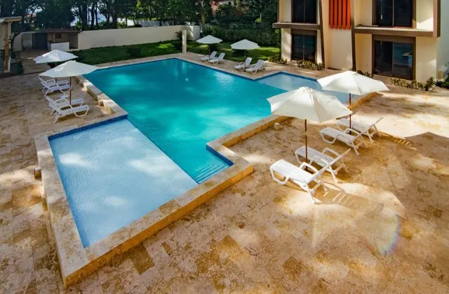 Hotel Adultos Caribbean Diamond Sosua piscina